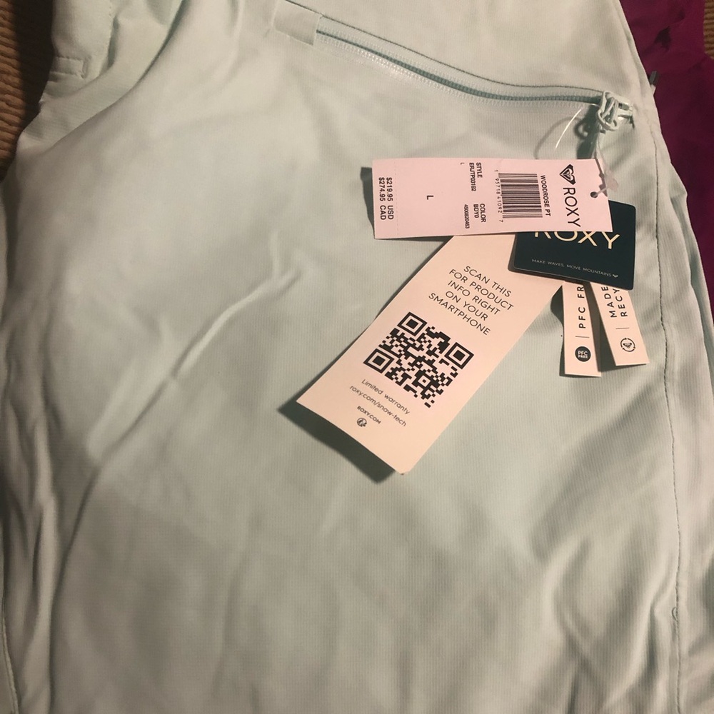 Women’s Size L Baby Blue and White Roxy Snow Pants Brand New With Tags